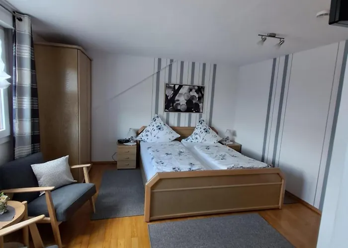 Wein- Und Gaestehaus Lentes Guest house